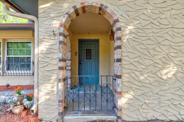 897 Lindenwood Circle N, Ormond Beach, FL 32174