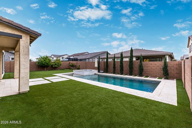 21127 E REINS Road, Queen Creek, AZ 85142