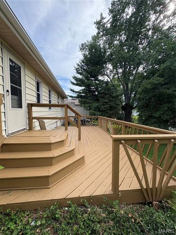 203 Greenfield Drive, Collinsville, IL 62234