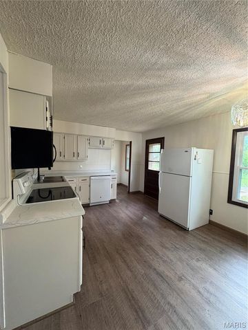 203 Greenfield Drive, Collinsville, IL 62234
