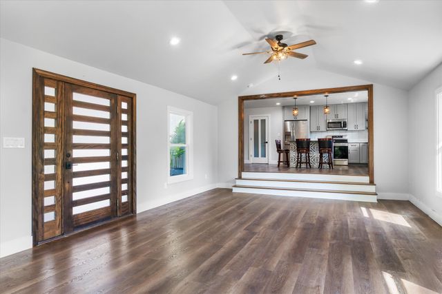 213 Club Circle, East Tawakoni, TX 75472