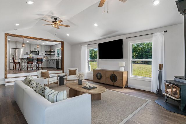 213 Club Circle, East Tawakoni, TX 75472