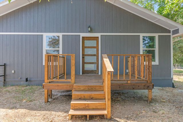 213 Club Circle, East Tawakoni, TX 75472
