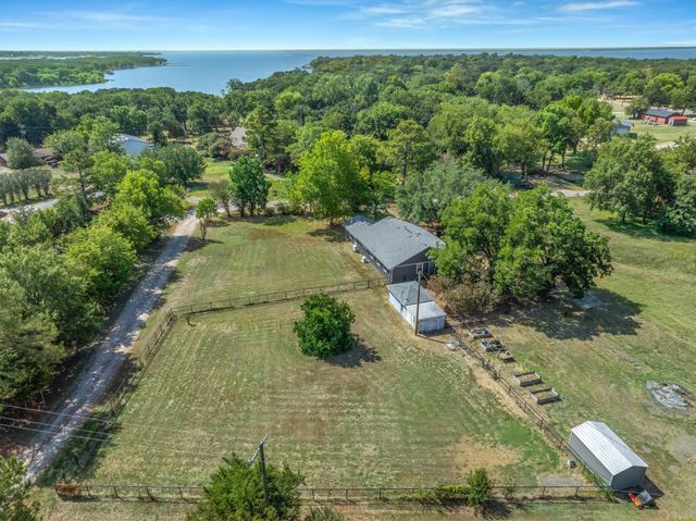 213 Club Circle, East Tawakoni, TX 75472