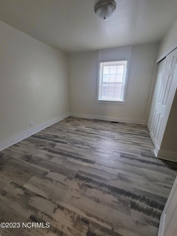 112 S 12th Street, Wilmington, NC 28401