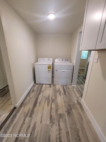 112 S 12th Street, Wilmington, NC 28401