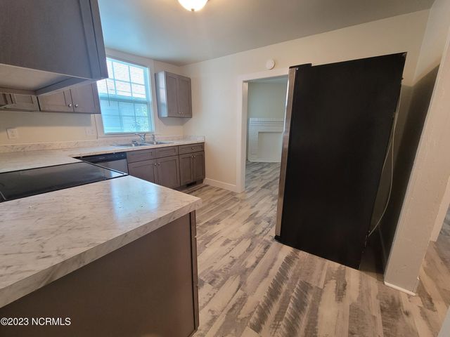 112 S 12th Street, Wilmington, NC 28401