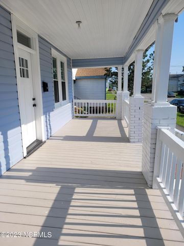 112 S 12th Street, Wilmington, NC 28401