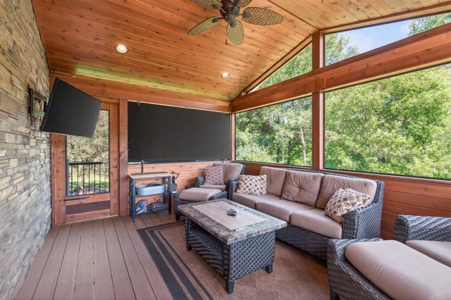 22617 Washington Court NE, East Bethel, MN 55011