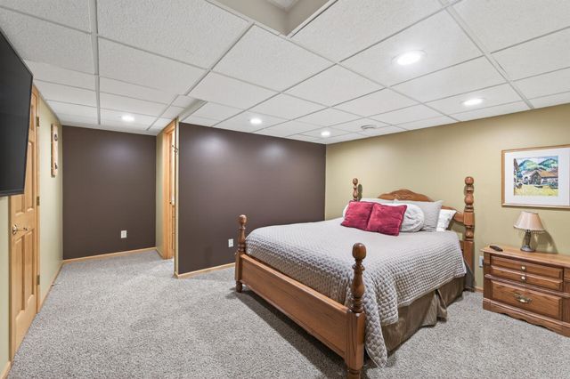 22617 Washington Court NE, East Bethel, MN 55011