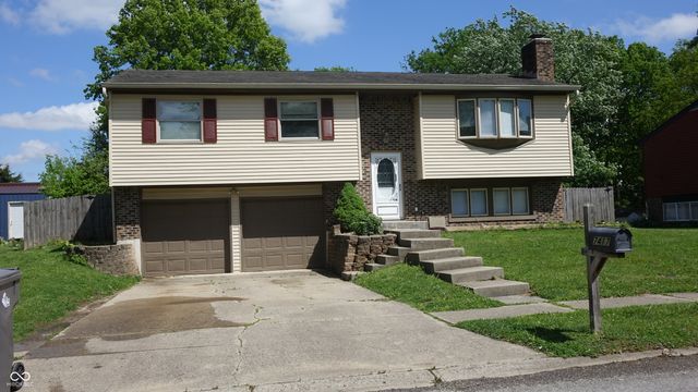 7417 Carolling Way, Indianapolis, IN 46237