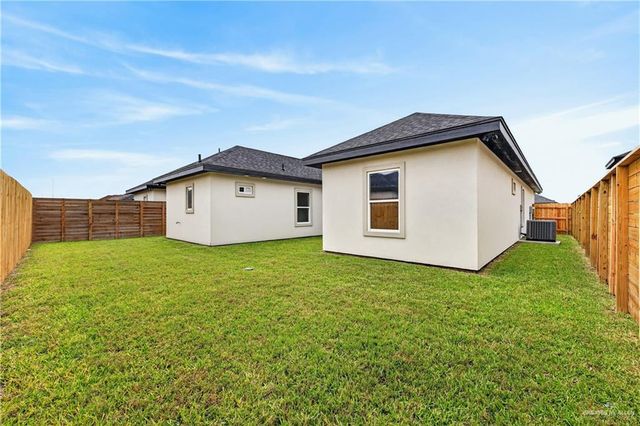 2736 E Pecos Road, Edinburg, TX 78542