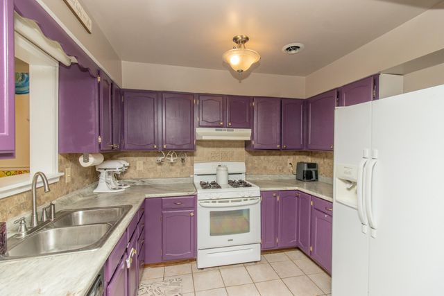 210 Clinton Street A, Lowell, IN 46356