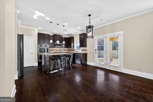 2430 Fair Oaks Way, College Park, GA 30337