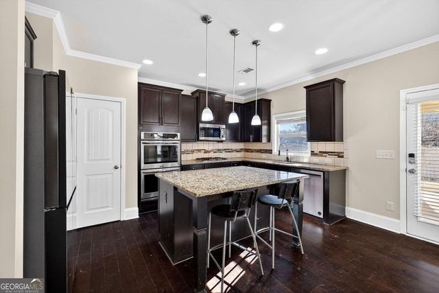 2430 Fair Oaks Way, College Park, GA 30337