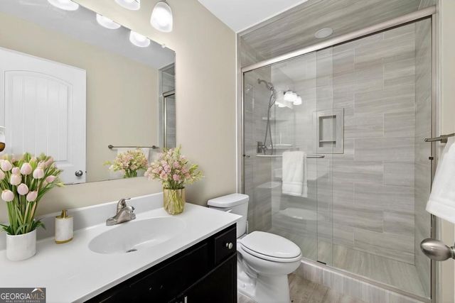 2430 Fair Oaks Way, College Park, GA 30337