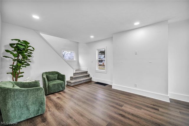 235 Euclid Avenue, Lorain, OH 44052