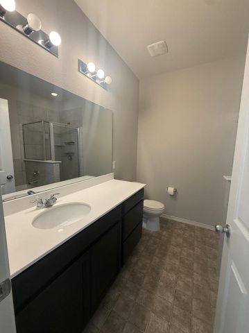 352 Martha DR, Buda, TX 78610
