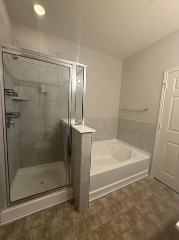 352 Martha DR, Buda, TX 78610