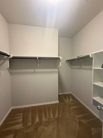 352 Martha DR, Buda, TX 78610