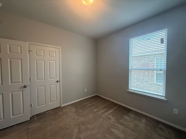 352 Martha DR, Buda, TX 78610