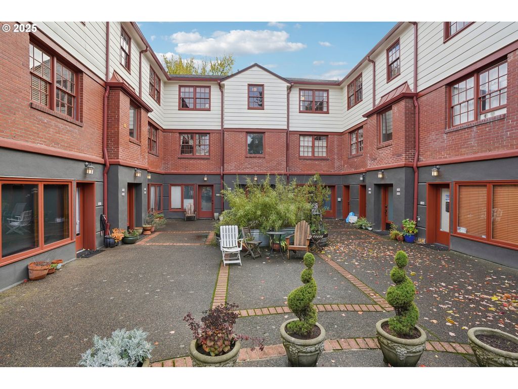 5400 Ne 30TH Ave 304, Portland, OR 97211