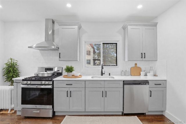 25 Midland Avenue, White Plains, NY 10606