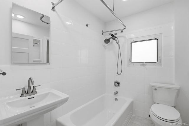 25 Midland Avenue, White Plains, NY 10606