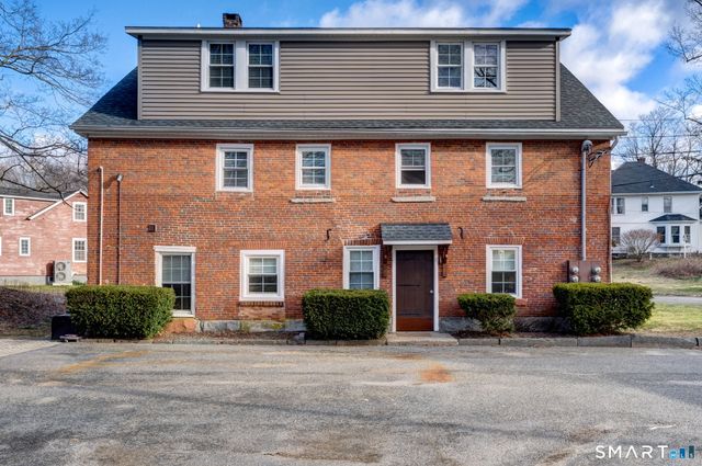 8 Maple Avenue, Plymouth, CT 06782