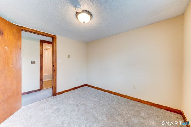 8 Maple Avenue, Plymouth, CT 06782