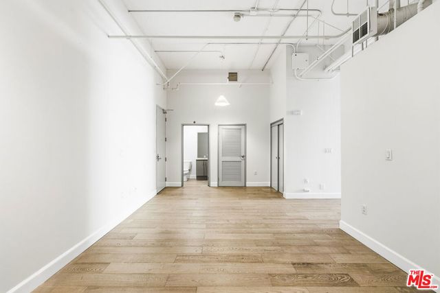 1130 S Flower Street 202, Los Angeles, CA 90015