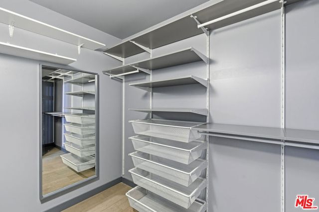 1130 S Flower Street 202, Los Angeles, CA 90015