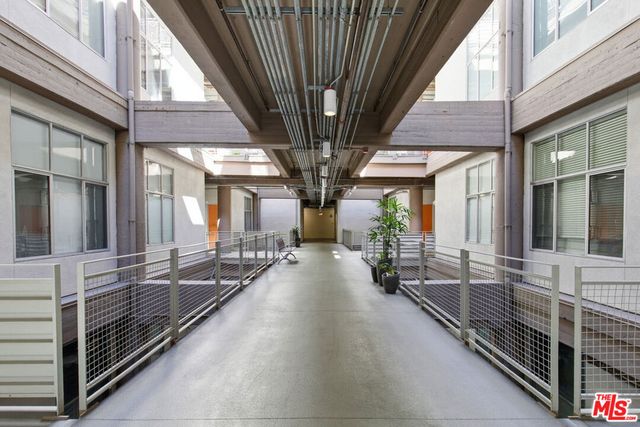 1130 S Flower Street 202, Los Angeles, CA 90015