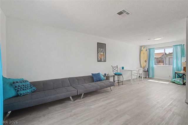 4748 Buena Vista Way, Las Vegas, NV 89122