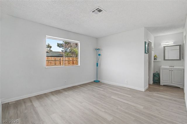 4748 Buena Vista Way, Las Vegas, NV 89122