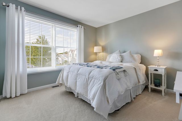 12 Baldwin Court, Lake In The Hills, IL 60156