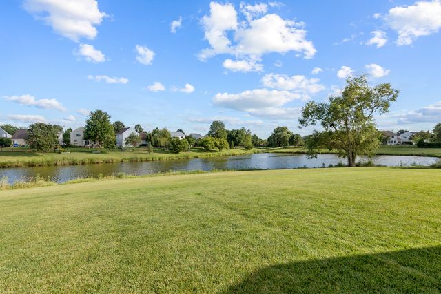 12 Baldwin Court, Lake In The Hills, IL 60156
