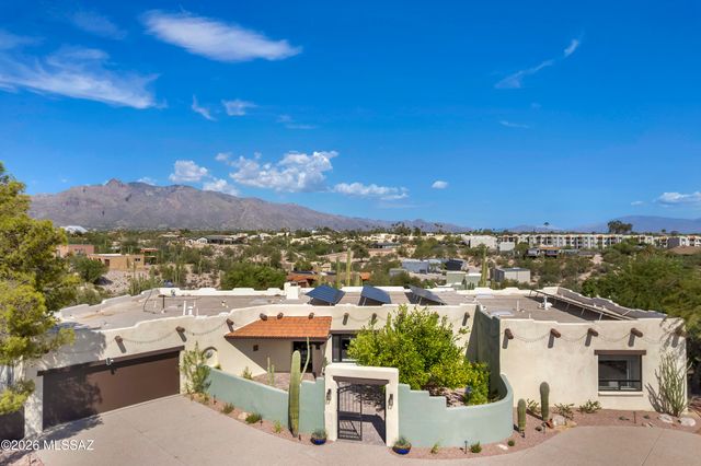330 E Hillcrest Place, Tucson, AZ 85704