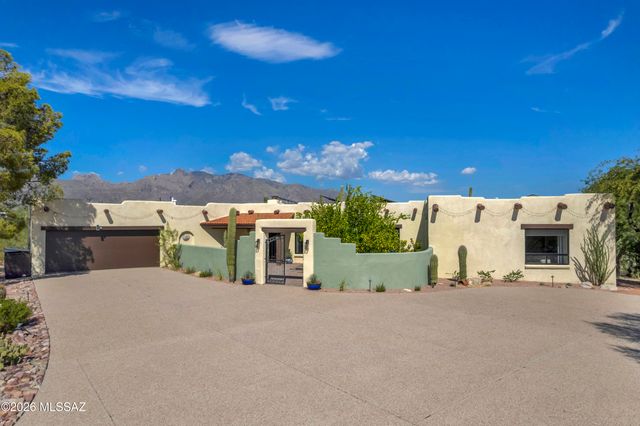 330 E Hillcrest Place, Tucson, AZ 85704