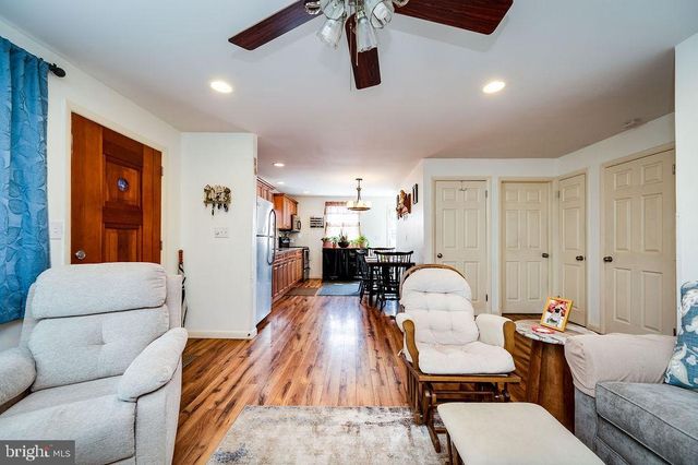 875 COLUMBIA AVE, Sinking Spring, PA 19608
