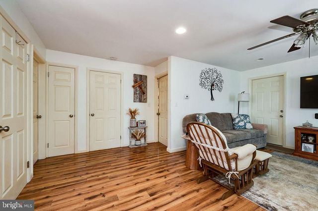 875 COLUMBIA AVE, Sinking Spring, PA 19608