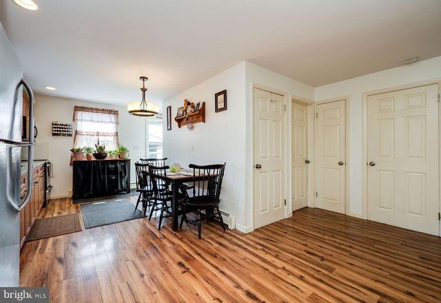 875 COLUMBIA AVE, Sinking Spring, PA 19608