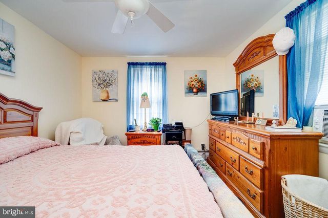 875 COLUMBIA AVE, Sinking Spring, PA 19608