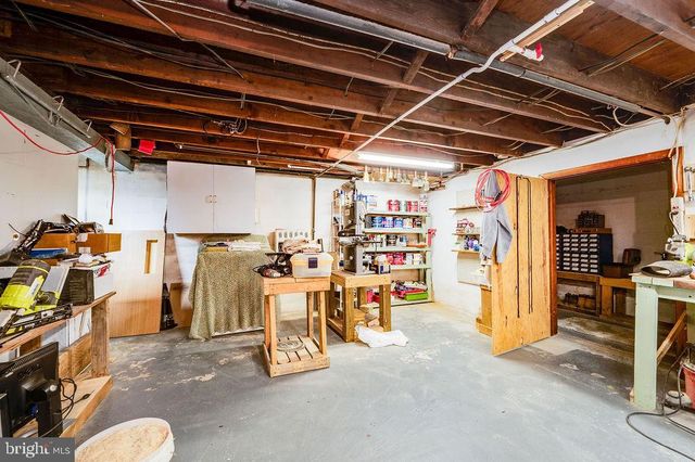 875 COLUMBIA AVE, Sinking Spring, PA 19608