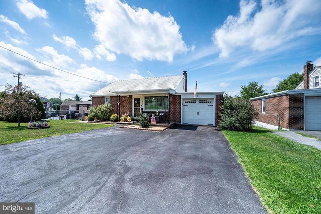 875 COLUMBIA AVE, Sinking Spring, PA 19608