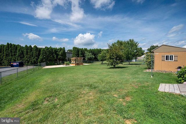 875 COLUMBIA AVE, Sinking Spring, PA 19608