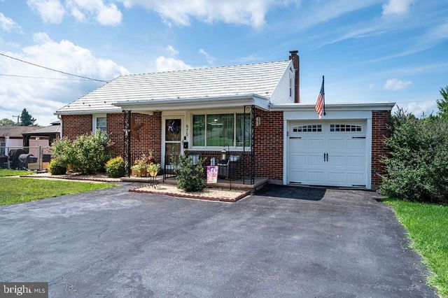 875 COLUMBIA AVE, Sinking Spring, PA 19608