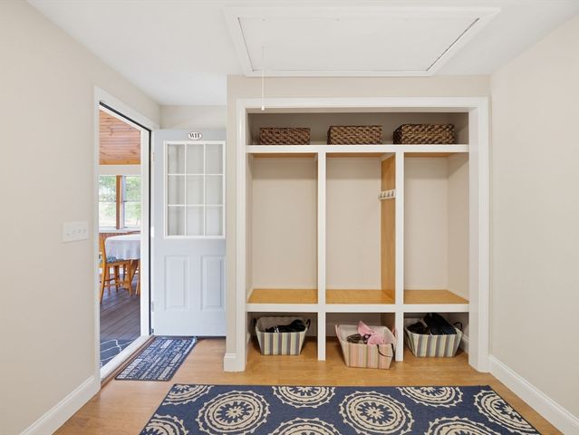 79 Garrison Rd, Chelmsford, MA 01824