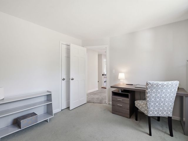 79 Garrison Rd, Chelmsford, MA 01824