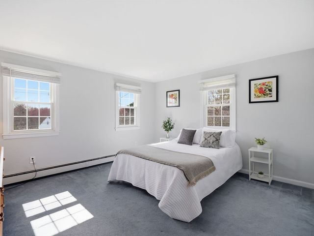 79 Garrison Rd, Chelmsford, MA 01824